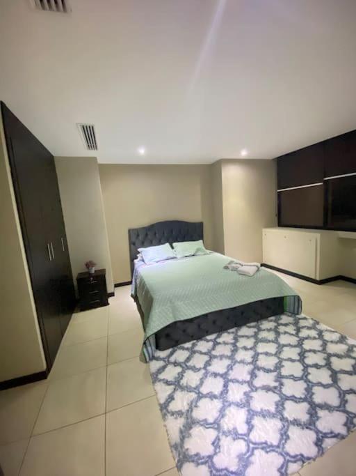 Апартаменти Bellini Luxury - Puerto Santa Ana Гуаякіль Екстер'єр фото